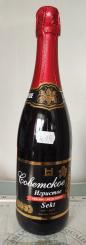Sekt aus der Ukraine "Советское игристое" mild, rot, 12,0% vol. 